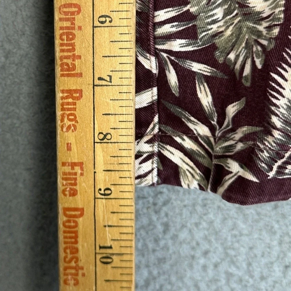 Abercrombie Fitch Shorts Mens 32 Burgundy Tropical Palm Leaf Khakis Chino Casual